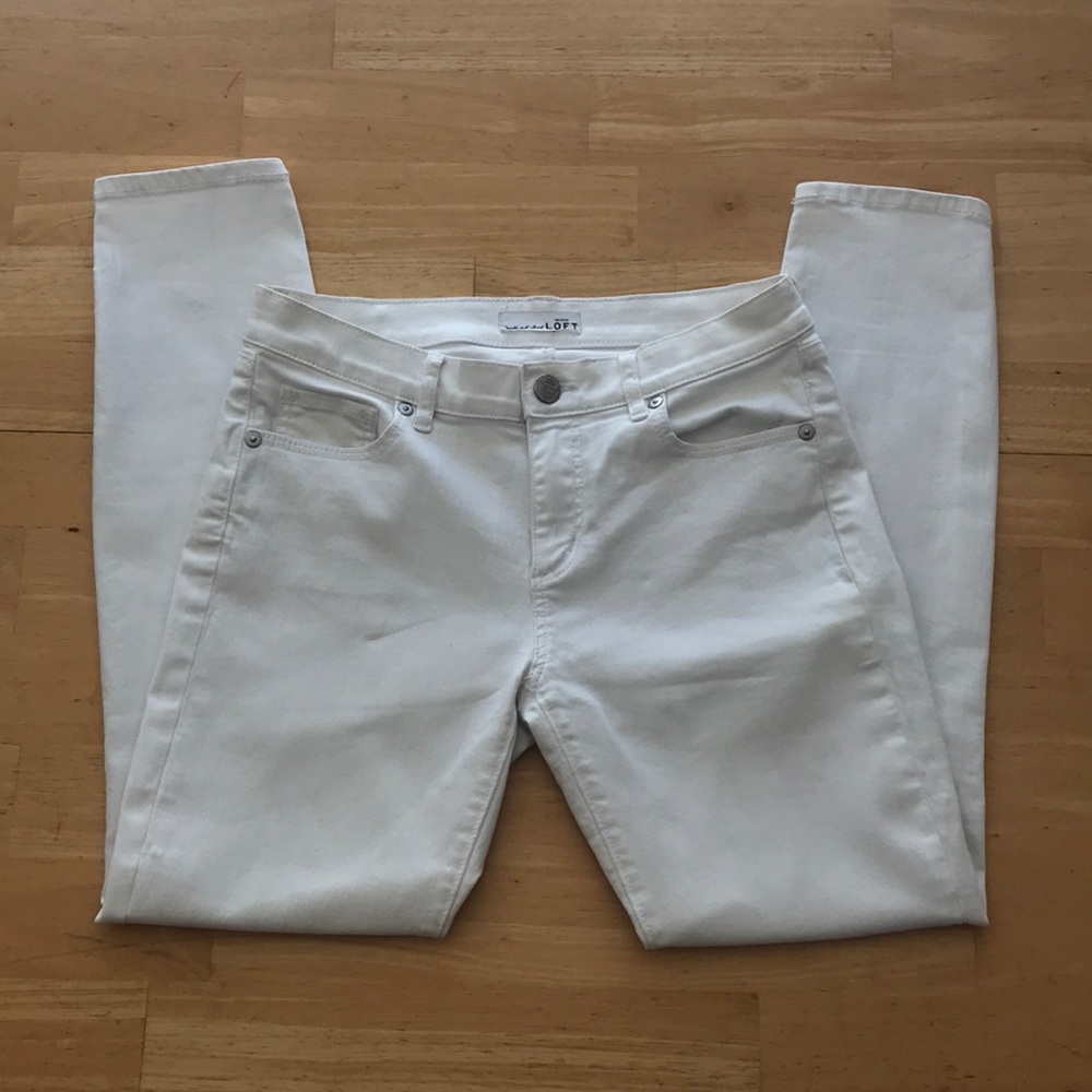 Ann Taylor Loft white cropped skinny
